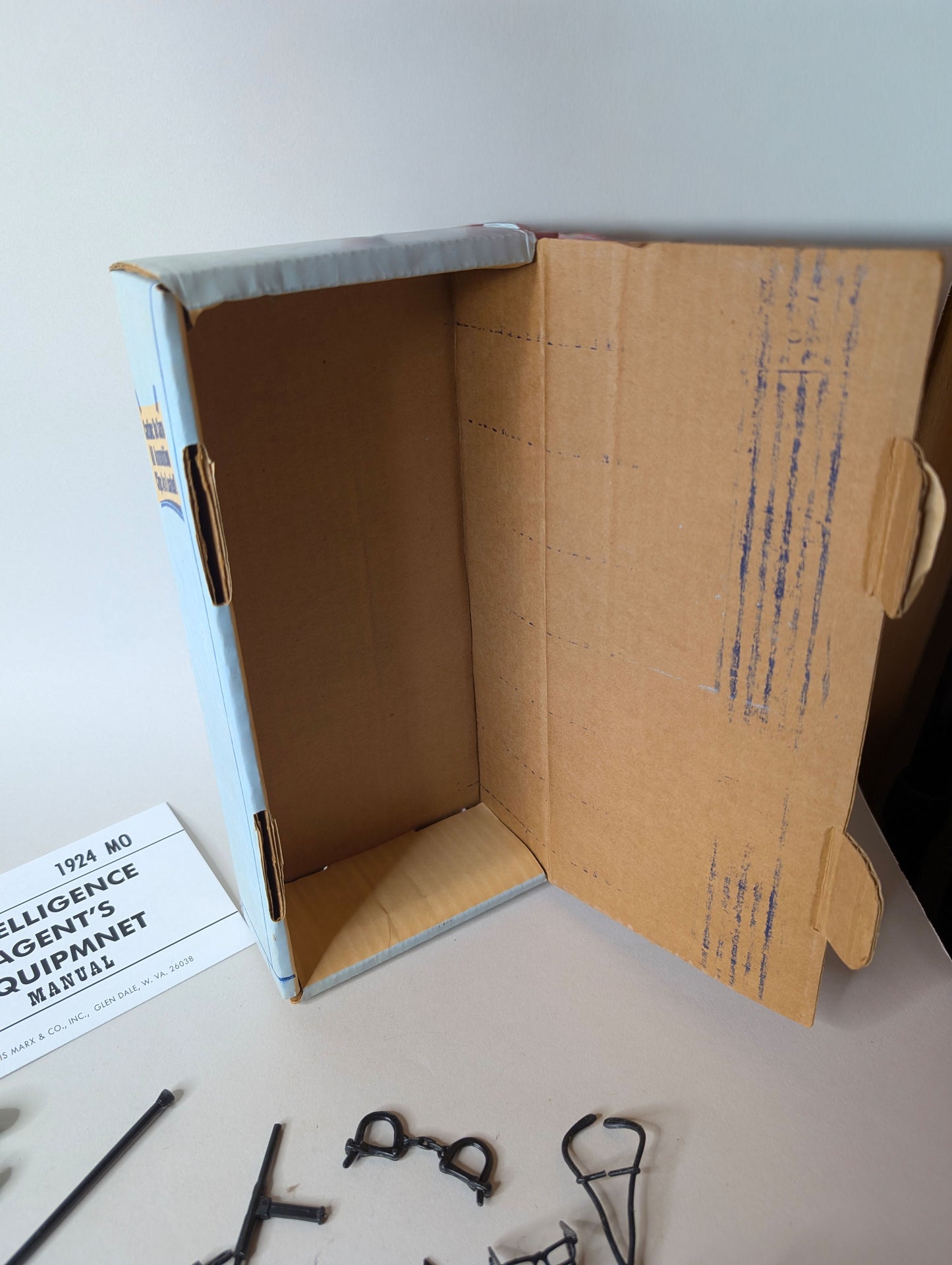 Mike Hazard - Boxed - Intelligence Agent Gear Cardboard Wall Locker