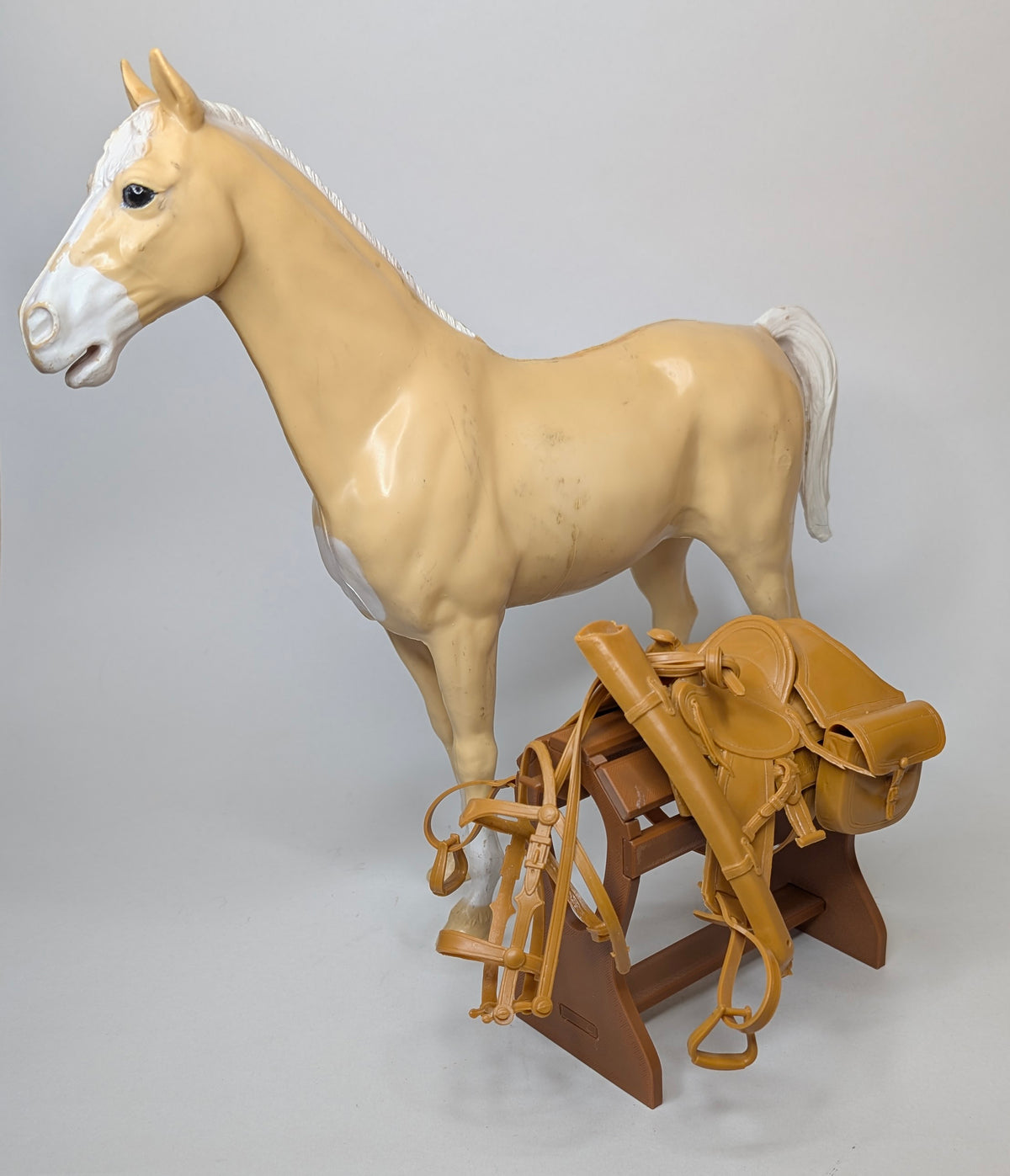 3D Printed 1:6th Scale Saddle Display Stand